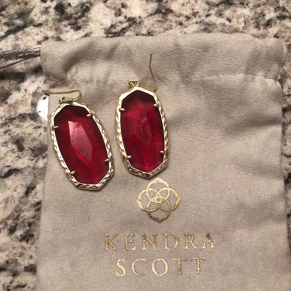 Kendra Scott Ella earrings in berry
